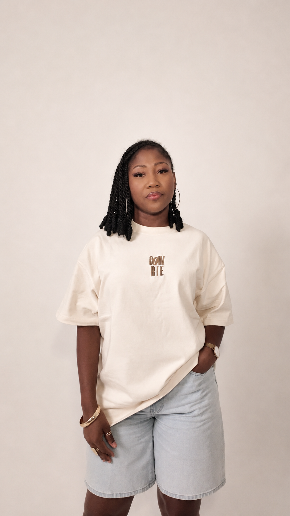 TEE MANIFESTO OFFWHITE - Cowrie